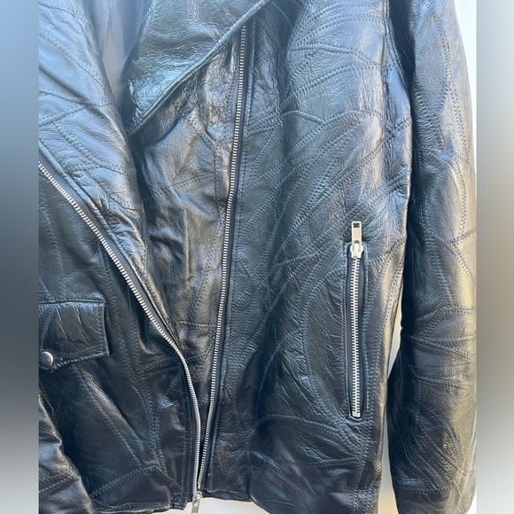Men’s Leather Motorcycle Jacket - Picture 3 of 12